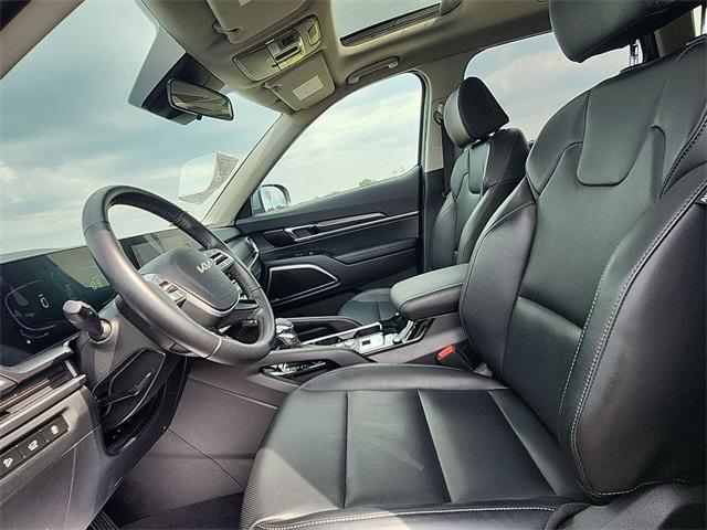 used 2025 Kia Telluride car, priced at $39,430