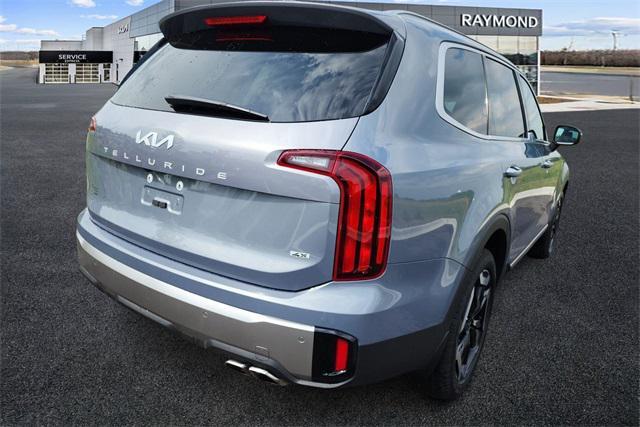 used 2025 Kia Telluride car, priced at $39,430