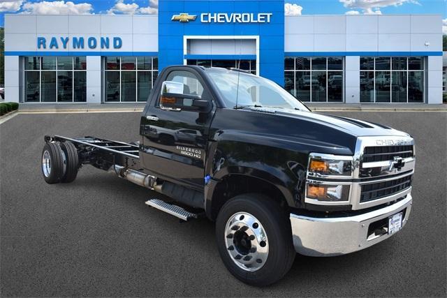 new 2024 Chevrolet Silverado 1500 car, priced at $69,900