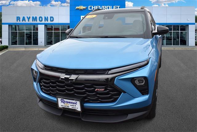 new 2025 Chevrolet TrailBlazer car, priced at $29,014