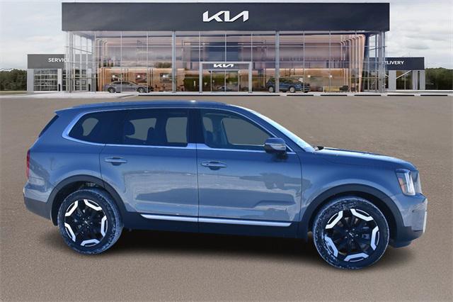 new 2025 Kia Telluride car, priced at $41,336