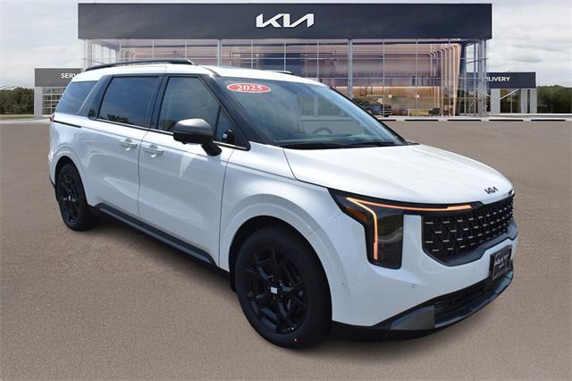 new 2025 Kia Carnival Hybrid car, priced at $53,363