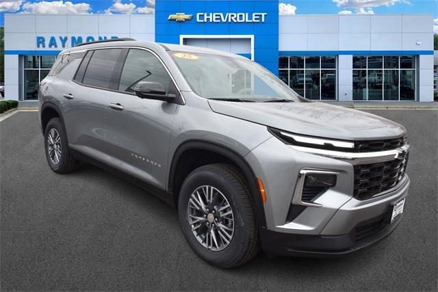new 2025 Chevrolet Traverse car, priced at $41,097