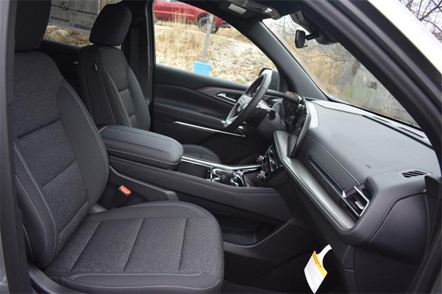 new 2025 Chevrolet Traverse car, priced at $41,097