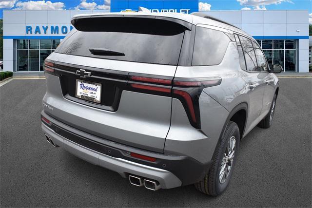 new 2025 Chevrolet Traverse car, priced at $41,097