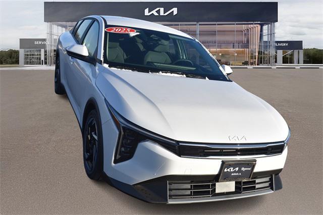 new 2025 Kia K4 car, priced at $24,815