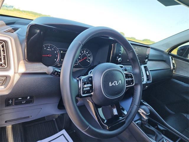 used 2023 Kia Sorento car, priced at $32,994