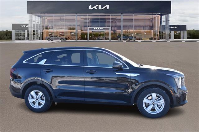 new 2025 Kia Sorento car, priced at $32,314