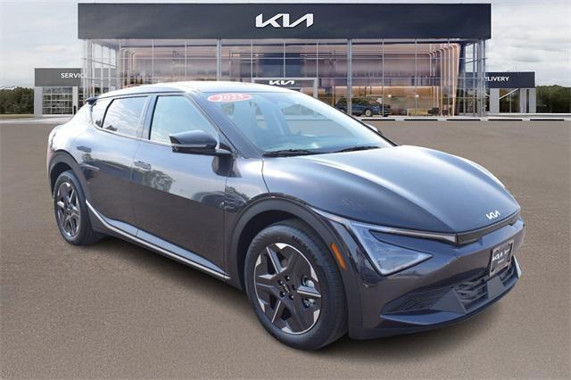 new 2025 Kia EV6 car, priced at $47,073