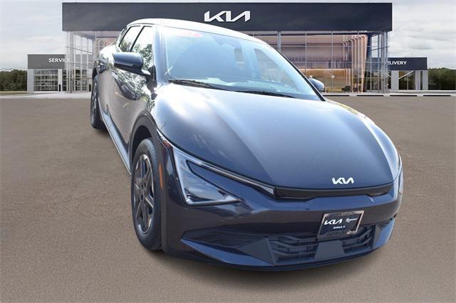 new 2025 Kia EV6 car, priced at $47,073