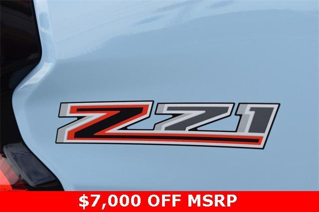 new 2025 Chevrolet Colorado car, priced at $43,800