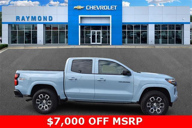new 2025 Chevrolet Colorado car, priced at $43,800