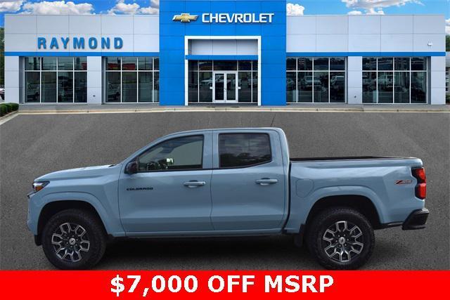 new 2025 Chevrolet Colorado car, priced at $43,800
