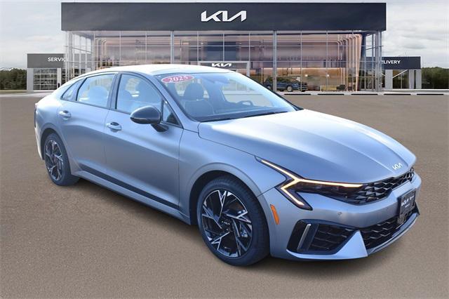 new 2025 Kia K5 car, priced at $30,904