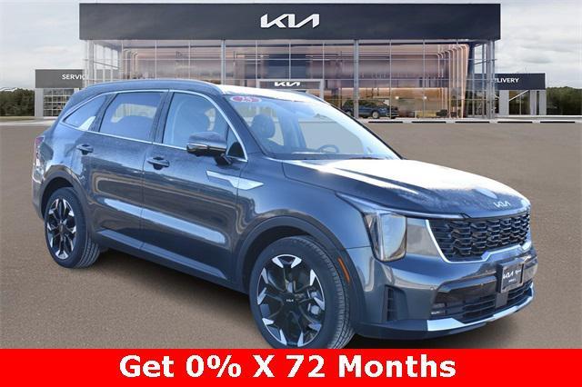 new 2025 Kia Sorento car, priced at $39,790