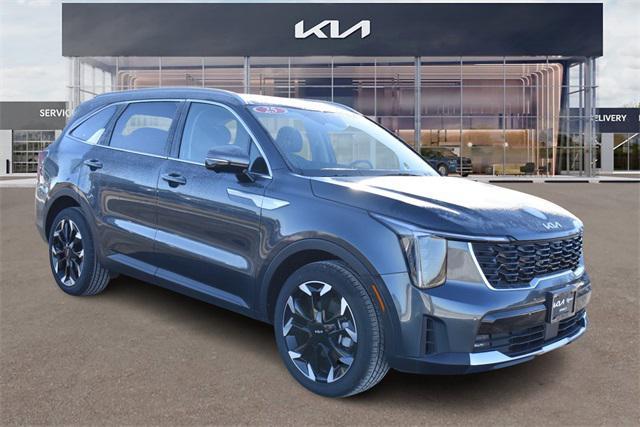 new 2025 Kia Sorento car, priced at $41,645