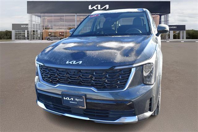 new 2025 Kia Sorento car, priced at $38,238