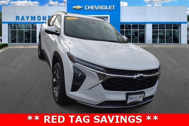 new 2025 Chevrolet Trax car, priced at $25,833
