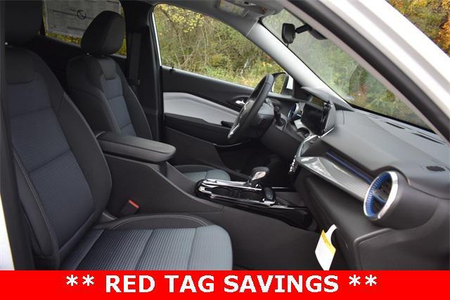 new 2025 Chevrolet Trax car, priced at $25,833