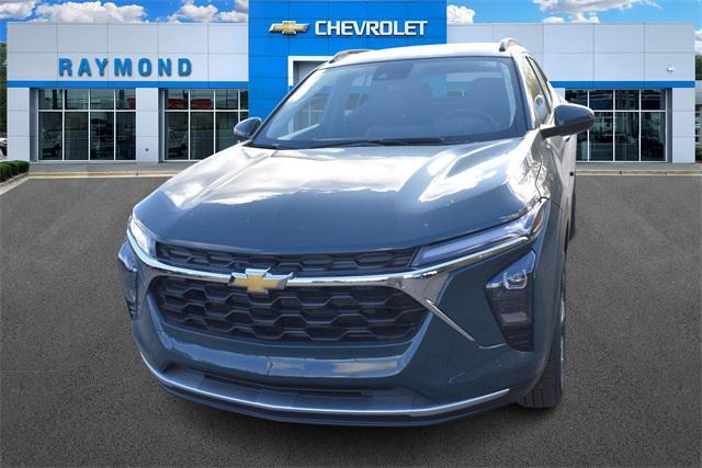 new 2025 Chevrolet Trax car, priced at $25,589