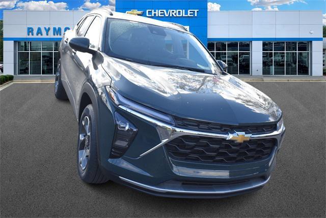 new 2025 Chevrolet Trax car, priced at $25,589