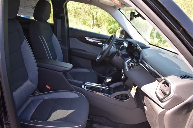 new 2025 Chevrolet TrailBlazer car, priced at $29,182