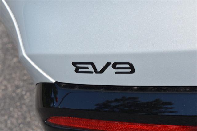 new 2026 Kia EV9 car, priced at $67,120
