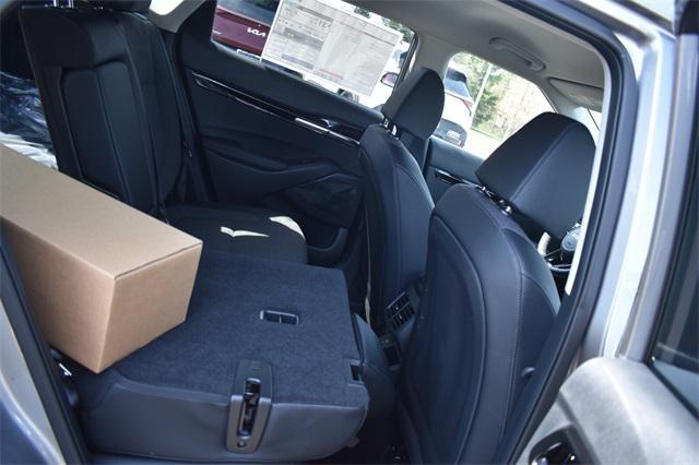 new 2025 Kia Seltos car, priced at $26,514