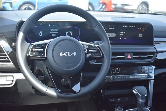 new 2025 Kia Seltos car, priced at $26,514