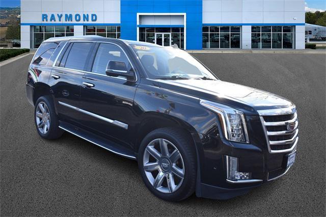 used 2020 Cadillac Escalade car, priced at $38,598