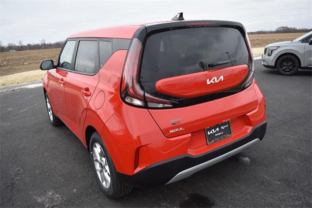 new 2025 Kia Soul car, priced at $22,988