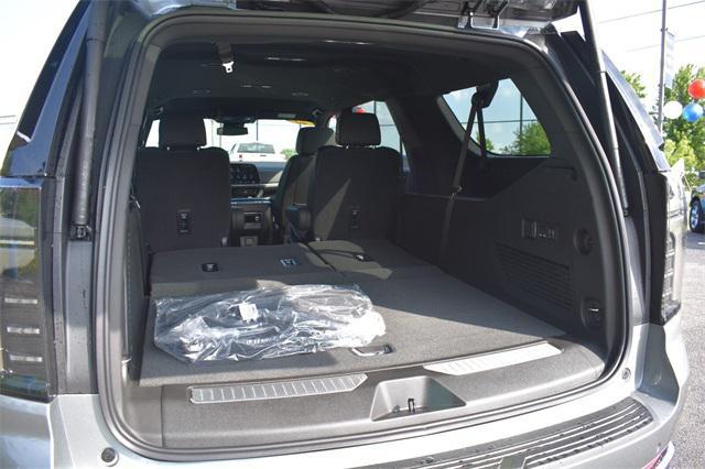 new 2025 Chevrolet Suburban car, priced at $79,137