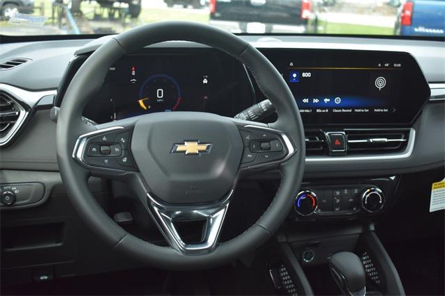 new 2025 Chevrolet TrailBlazer car, priced at $26,428