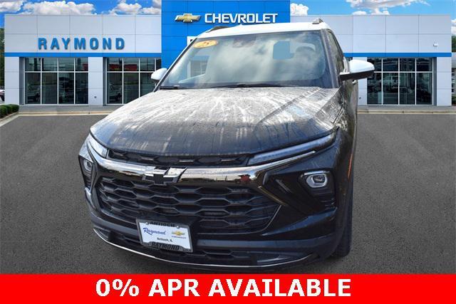 new 2025 Chevrolet TrailBlazer car, priced at $30,500