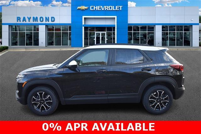 new 2025 Chevrolet TrailBlazer car, priced at $30,500