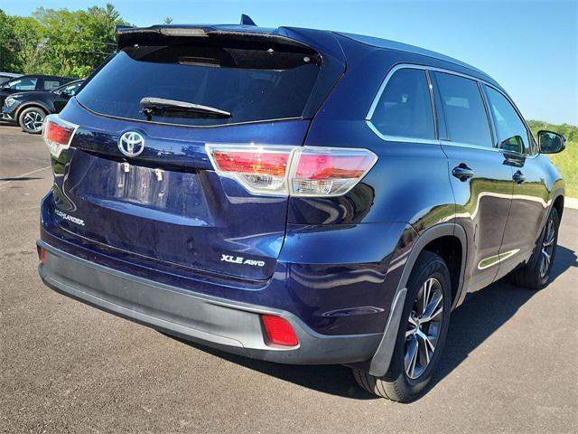 used 2016 Toyota Highlander car, priced at $21,989