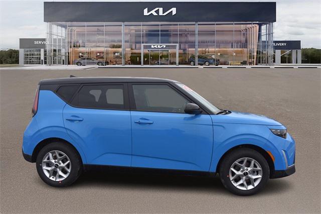 new 2025 Kia Soul car, priced at $23,451