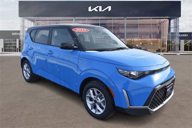 new 2025 Kia Soul car, priced at $23,446