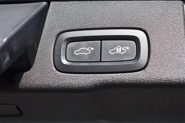used 2021 Volvo XC60 car, priced at $19,998