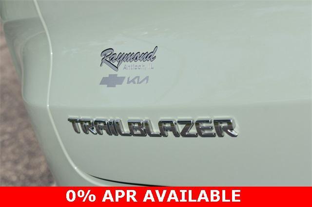new 2025 Chevrolet TrailBlazer car, priced at $28,647