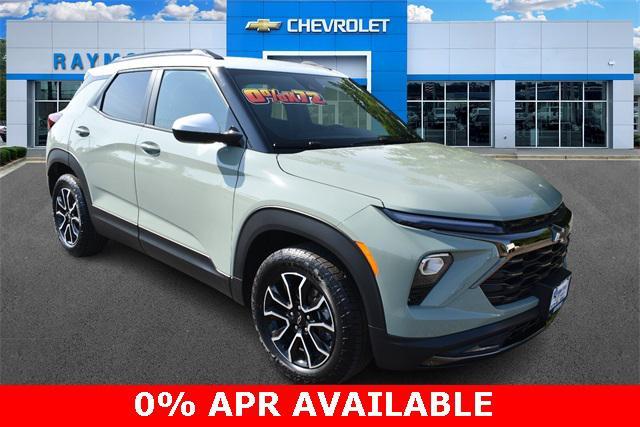 new 2025 Chevrolet TrailBlazer car, priced at $28,647