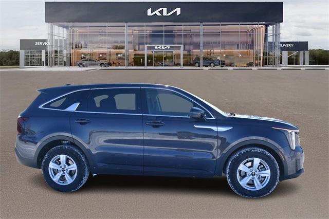 new 2025 Kia Sorento car, priced at $32,314