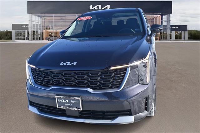 new 2025 Kia Sorento car, priced at $32,314