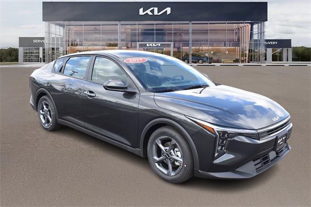 new 2025 Kia K4 car, priced at $23,665