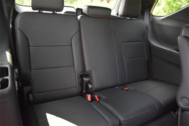 new 2025 Chevrolet Traverse car, priced at $57,457