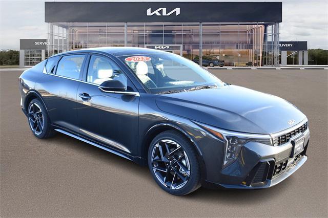 new 2025 Kia K4 car, priced at $27,353