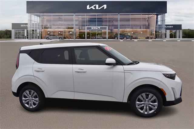 new 2025 Kia Soul car, priced at $21,039