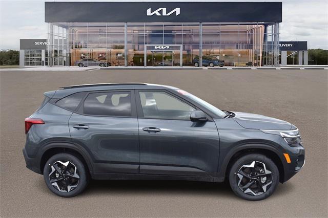 new 2025 Kia Seltos car, priced at $27,301