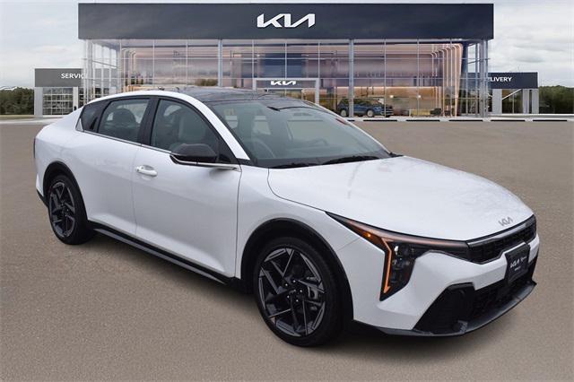 new 2025 Kia K4 car, priced at $28,371