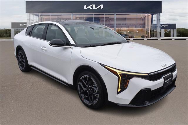 new 2025 Kia K4 car, priced at $28,371